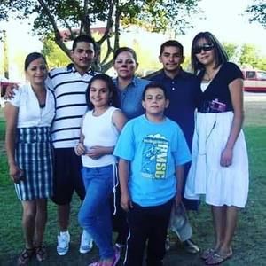 Meet your Posher, Imelda